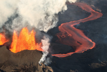 Фотография к новости: Исландияда жанартау атқылап жатыр