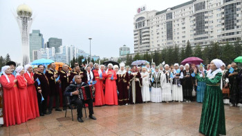 Фотография к новости: Конституция күніне орай «Егемендігім – елдігім!» республикалық челленджі өтті