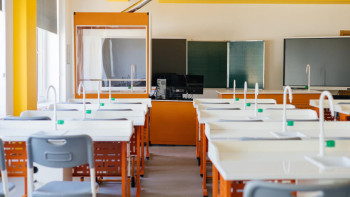 Фотография к новости: 22 жайлы мектептің құрылысы жүріп жатыр – министр