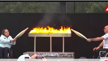 Фотография к новости: Ұлыбританияда Паралимпиада алауы жағылды