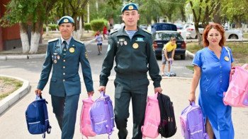 Фотография к новости: Қарулы күштерде жыл сайынғы «Мектепке жол» акциясы өткізілуде