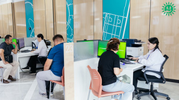 Фотография к новости: Конституция күні ХҚКО кеңселері қалай жұмыс істейді