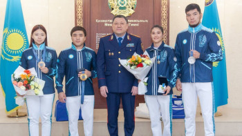 Фотография к новости: ІІМ-де Олимпиада ойындарының жүлдегерлерімен кездесу өтті