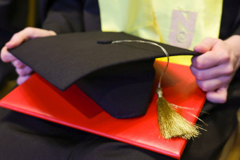 Фотография к новости: Министрлік: Қосымша білім беру гранттары тағайындалды