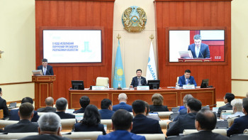 Фотография к новости: Экономика құрылымын түбегейлі өзгерту бағытында белсенді шаралар қабылдануда – Бектенов