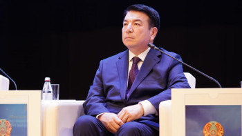 Фотография к новости: Оқу-ағарту министрі жаңа оқу жылының басталуымен құттықтады