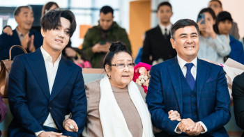 Фотография к новости: Димаш Бибігүл Төлегенова атындағы креативті мектептің ашылуына қатысты