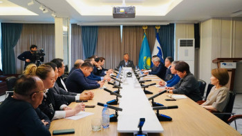 Фотография к новости: "Ақжолдықтар" Қазақстанда АЭС салынуын қолдады