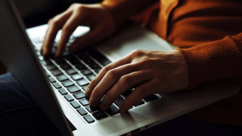 Фотография к новости: ШҚО тұрғыны оқырмандар санын көбейтемін деп ақшасынан қағылды