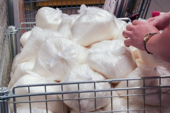 Фотография к новости: Алматыда бағаны тұрақтандыру үшін 4,5 мың тонна қант сатып алынды