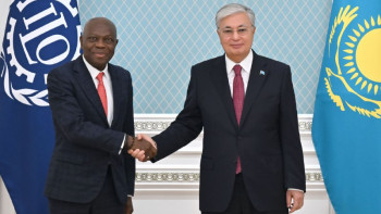 Фотография к новости: Тоқаев Халықаралық еңбек ұйымының басшысы Жильбер Унгбомен кездесті