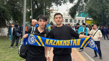 Фотография к новости: Қазақстан - Норвегия ойыны: Алматыдағы жанкүйерлер