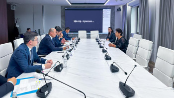 Фотография к новости: Қанат Шарлапаев азаматтарды жеке мәселелері бойынша қабылдады