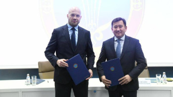 Фотография к новости: Астанада балалар арасында бұқаралық спортты дамыту туралы меморандумға қол қойылды