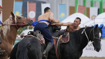 Фотография к новости: 100 келі. Біржан Қосалиев аударыспақтан алтын жүлде алды