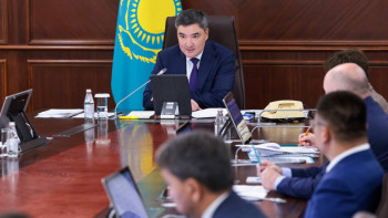 Фотография к новости: Бектенов Құқық бұзушылықтың алдын алу жөніндегі ведомствоаралық комиссияның отырысын өткізді