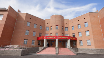 Фотография к новости: Мектепке келген «Томирис» бақсы оқиғасы немен аяқталды