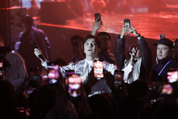 Фотография к новости: Астанада Димаш Құдайбергеннің шығармашылығына арналған көрме ашылды