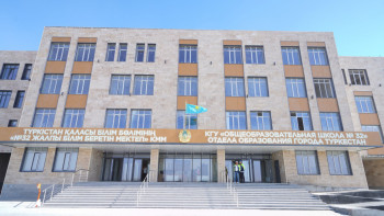 Фотография к новости: Тамара Дүйсенова Түркістан облысында білім беру сапасын арттыру мәселелері бойынша кеңес өткізді