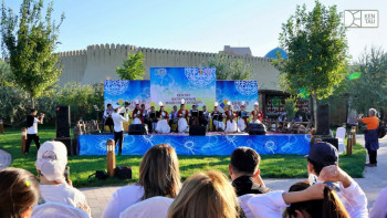 Фотография к новости: "Өнерлі өлке" фестивальінде кентаулық өнерпаздар өнер көрсетті