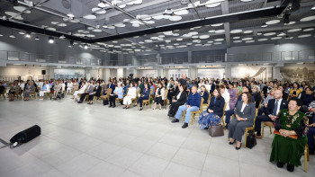 Фотография к новости: Халықтық штаб іскер әйелдермен референдумның маңызын талқылады