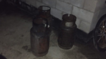 Фотография к новости: Ақмола облысында өрт кезінде бес газ баллоны шығарылды