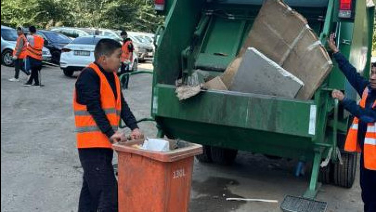 Алматыда қалалық сенбілікте 130 тонна қоқыс жиналды