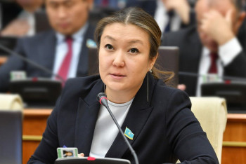 Фотография к новости: Мектепке жасөспірімдер ісі жөніндегі инспекторды қайтару керек – Динара Зәкиева