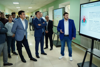 Фотография к новости: ҚазАТЗУ-да Platonus Lab зерттеу зертханасы ашылды