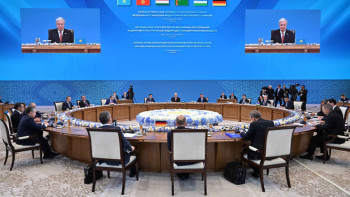 Фотография к новости: Президент ортақ мүдделерге ден қоя отырып, бірлескен жұмыстың бағыттарына тоқталды