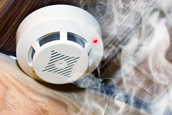 Өрт қауіпсіздігі. Зейнеткерлердің үйлеріне 600-ге жуық улы газ датчигі орнатылды