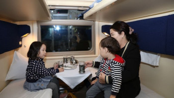 Фотография к новости: 70 мыңнан аса әйел арнайы пойыз вагондарын пайдаланды