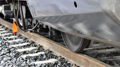 Алматы маңында жүк пойызы мен автокөлік соқтығысты