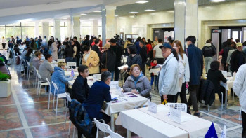 Фотография к новости: Елордада бос жұмыс орындары жәрмеңкесі өтіп жатыр