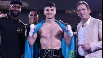 Фотография к новости: Али Ахмедов кәсіпқой мансабындағы 22-ші жеңісіне қол жеткізді