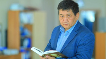 Фотография к новости: Амангелді Кеңшілік: Әкем әдебиетке қайталанбас тұлға болып келген ақын