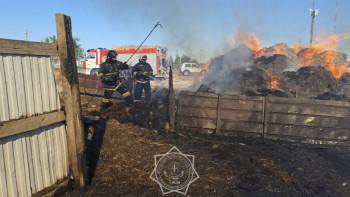 Фотография к новости: Ақтөбе облысында 25 тонна шөп өртенді