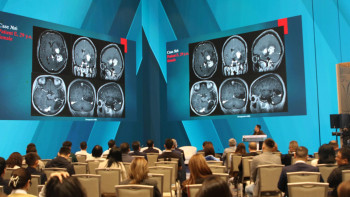 Фотография к новости: Астанадағы хирургтар форумында тікелей эфирде 6 операция жасалды