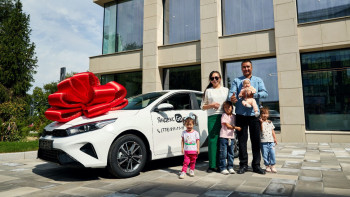 Фотография к новости: Алматылық такси жүргізушісі Яндекс Go ұйымдастырған ұтыс ойынында көлік ұтып алды