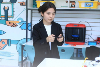 Фотография к новости: 40 мыңнан астам ауыл баласы жаңа жағдайда білім алады