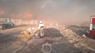Ақмола облысының құтқарушылары астық қоймасындағы өртті сөндірді