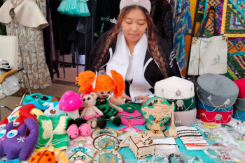 Фотография к новости: Таразда III Халықаралық қолөнершілер көрмесі өтеді