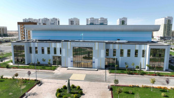 Фотография к новости: Мемлекет басшысы Түркістан қаласындағы Мұз сарайын аралап көрді