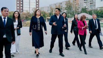 Фотография к новости: Оқу-ағарту бірінші вице-министрі жұмыс сапарымен Абай облысына барды