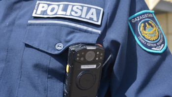 Фотография к новости: Елордада полицейлер алаяқтың қылмыстық схемасын әшкереледі