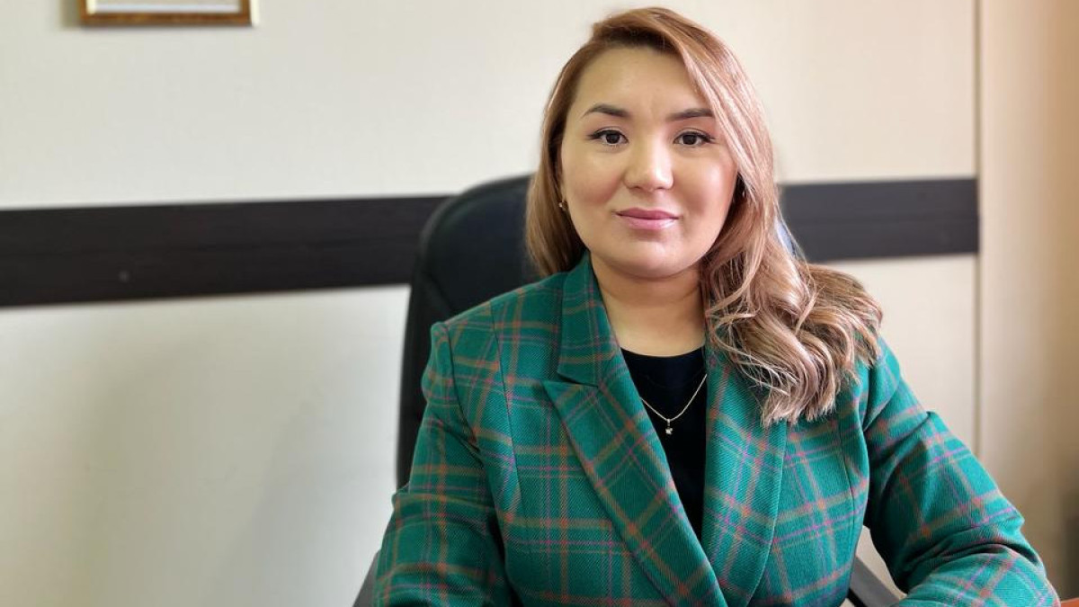  кейіпкердің жеке мұрағатынан