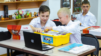 Фотография к новости: Елдегі білім беруді дамытуға бизнес қалай көмектеседі. Solidcore Resources үлгісі