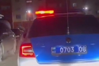 Фотография к новости: Тараздық полицейлер өзін өлтірмек болған ер адамды құтқарып қалды