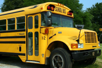 Фотография к новости: Таиландта мектеп автобусы өртеніп, 25 адам қаза тапты