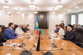 Фотография к новости: Балаева Түркия Дін істері басқармасының төрағасымен кездесті